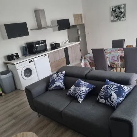 Sejour , Cure Au 1er Etage 2 Nuits Minimum Apartment *